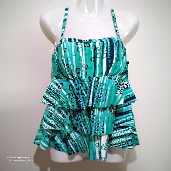 Real Bodies Real Solutions Green & White 3-Teired Tummy Thinner Tankini NWT 8 - Picture 3 of 4